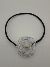 Carica l'immagine nel visualizzatore di Gallery, Collana Le Modellabili - Perla