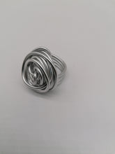 Carica l'immagine nel visualizzatore di Gallery, Anello in alluminio
