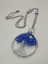 Carica l'immagine nel visualizzatore di Gallery, Alberi della Vita con cristalli