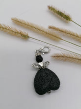 Carica l'immagine nel visualizzatore di Gallery, Angelo di pietra lavica