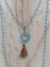 Carica l'immagine nel visualizzatore di Gallery, Collana "Le catenelle" -azzurro - Medium