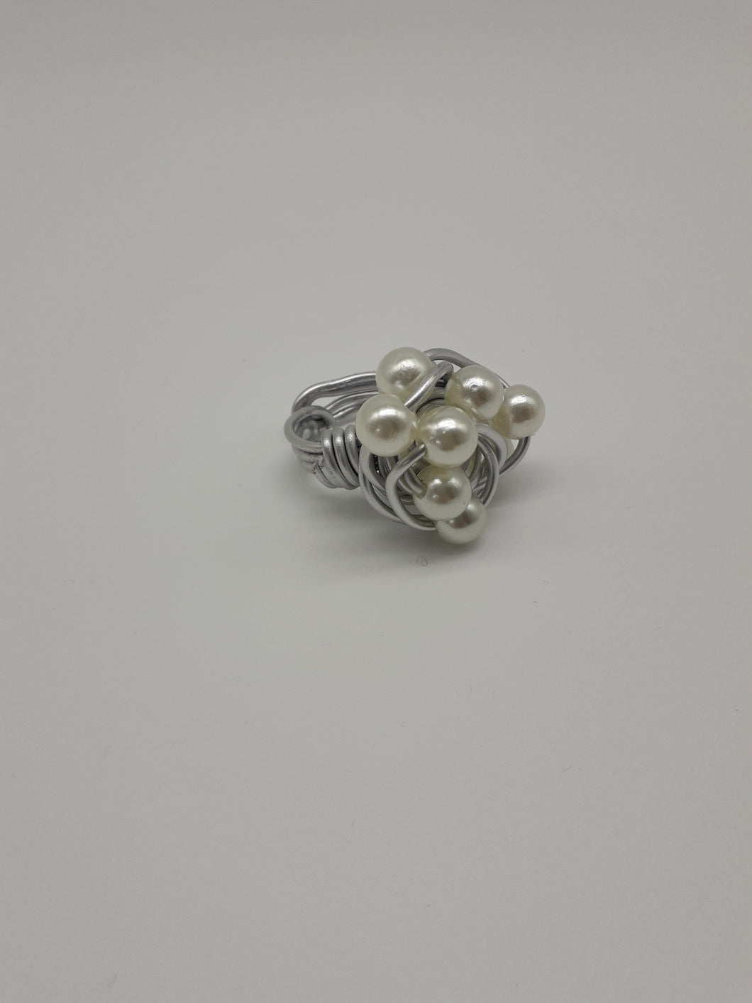 Anello in alluminio e perle - tra il dire e il fare