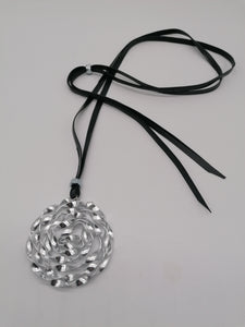 collana in camera d'aria e alluminio liscio - tra il dire e il fare