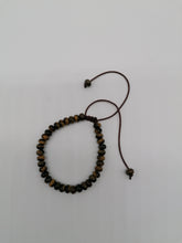 Carica l&#39;immagine nel visualizzatore di Gallery, Bracciale in Occhio di tigre - tra il dire e il fare
