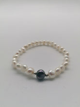 Carica l&#39;immagine nel visualizzatore di Gallery, Bracciale con perle di fiume naturali - tra il dire e il fare
