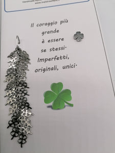 Orecchini diversi per Aipd - 2134