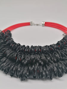 collana caucciù e camera d'aria