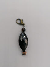 Carica l&#39;immagine nel visualizzatore di Gallery, Collana &quot;Le Catenelle&quot; bronzo con ciondolo double face
