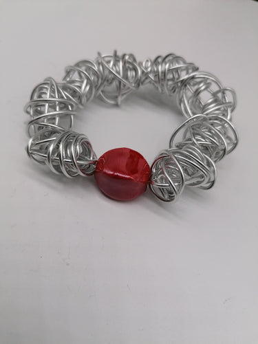 bracciale Le Ingarbugliate con perla in ceramica rossa - tra il dire e il fare